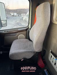 2013 VOLVO TRUCK VNL