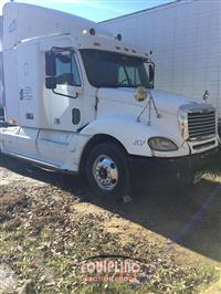 2005 Freightliner CL120