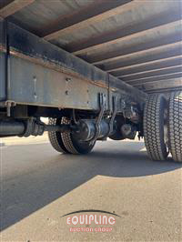 2016 Freightliner Business Class M2