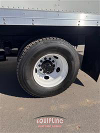 2016 Freightliner Business Class M2