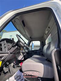 2016 Freightliner Business Class M2