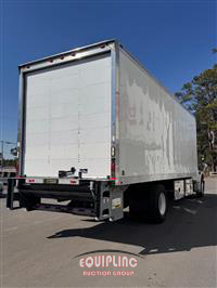 2016 Freightliner Business Class M2