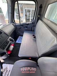 2016 Freightliner Business Class M2