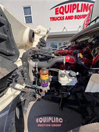 2016 Freightliner Business Class M2