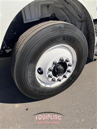 2016 Freightliner Business Class M2