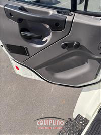 2016 Freightliner Business Class M2