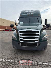 2020 Freightliner CASCADIA