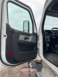 2018 Freightliner CASCADIA