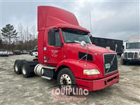 2012 VOLVO TRUCK VNM