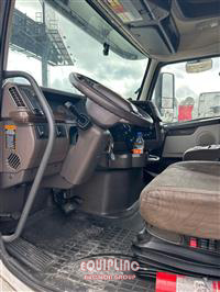 2018 VOLVO TRUCK VNL