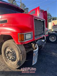 1998 Mack CH613