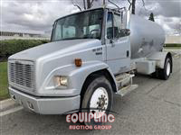 2000 Freightliner FL70