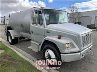 2000 Freightliner FL70