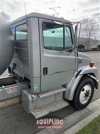 2000 Freightliner FL70