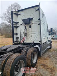 2016 Freightliner CASCADIA