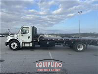 2014 Freightliner M2106