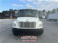 2014 Freightliner M2106