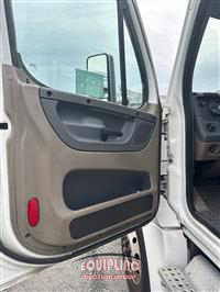 2019 Freightliner CASCADIA