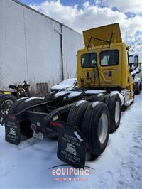 2015 Freightliner CASCADIA