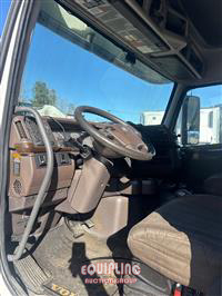 2015 VOLVO TRUCK VNL