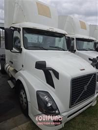 2014 Volvo VNL300