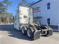 2014 Volvo VNL670