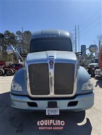 2016 Kenworth T680 SLEEPER TRUCK