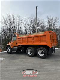 2005 International 7400