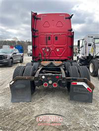 2015 Freightliner CASCADIA