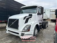 2010 VOLVO TRUCK VNL