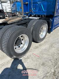 2015 Freightliner CASCADIA