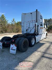 2011 VOLVO TRUCK VNL