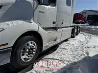 2020 VOLVO TRUCK VNL