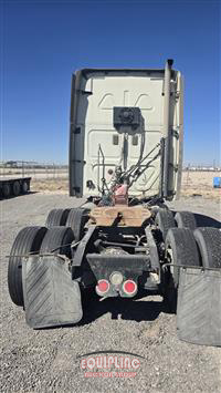 2014 Freightliner CASCADIA