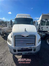 2015 Mack CXU