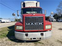 2002 Mack CH612