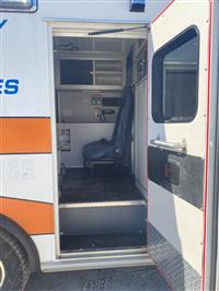 2015 Ford F350 AMBULANCE