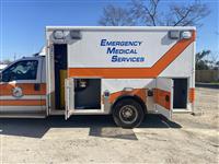 2015 Ford F350 AMBULANCE