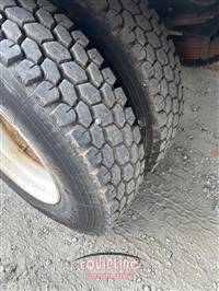 1998 Ford F-800