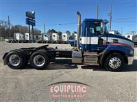 2015 Mack CXU-613