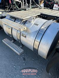 2015 Mack CXU-613