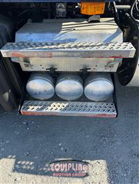 2015 Mack CXU-613