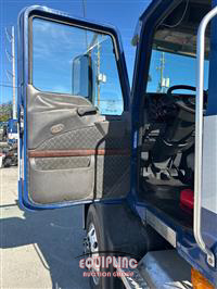 2015 Mack CXU-613