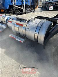 2015 Mack CXU-613