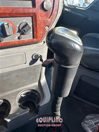 2015 Mack CXU-613