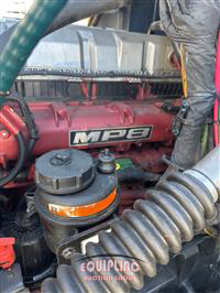 2015 Mack CXU-613