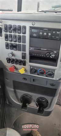 2017 Mack CXU613