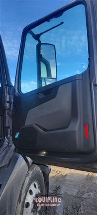 2020 Volvo VNL760