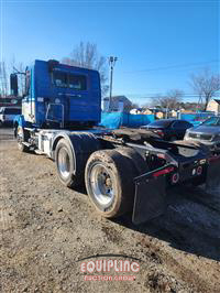 2016 Volvo VNL