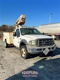 2005 Ford F-450 BUCKET TRUCK
